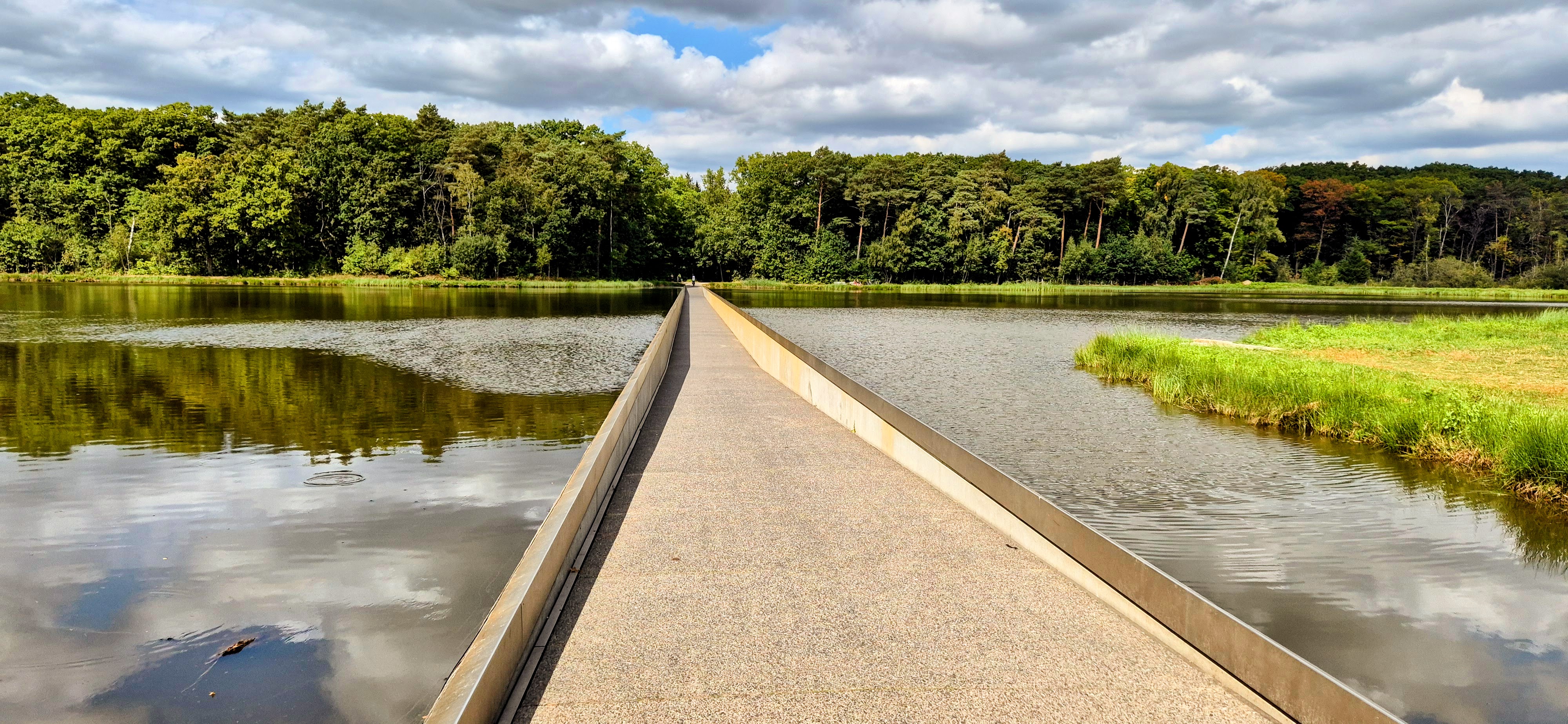 fietsen door het water
